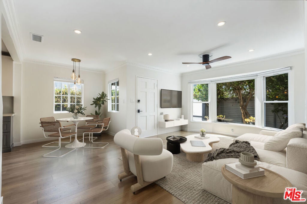 Photo of Listing #25594061