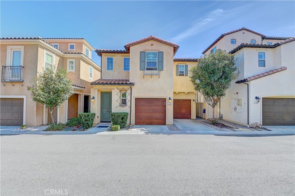 Photo of Listing #OC25220034