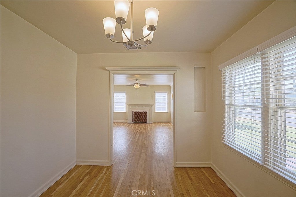 Photo of Listing #IV25220533