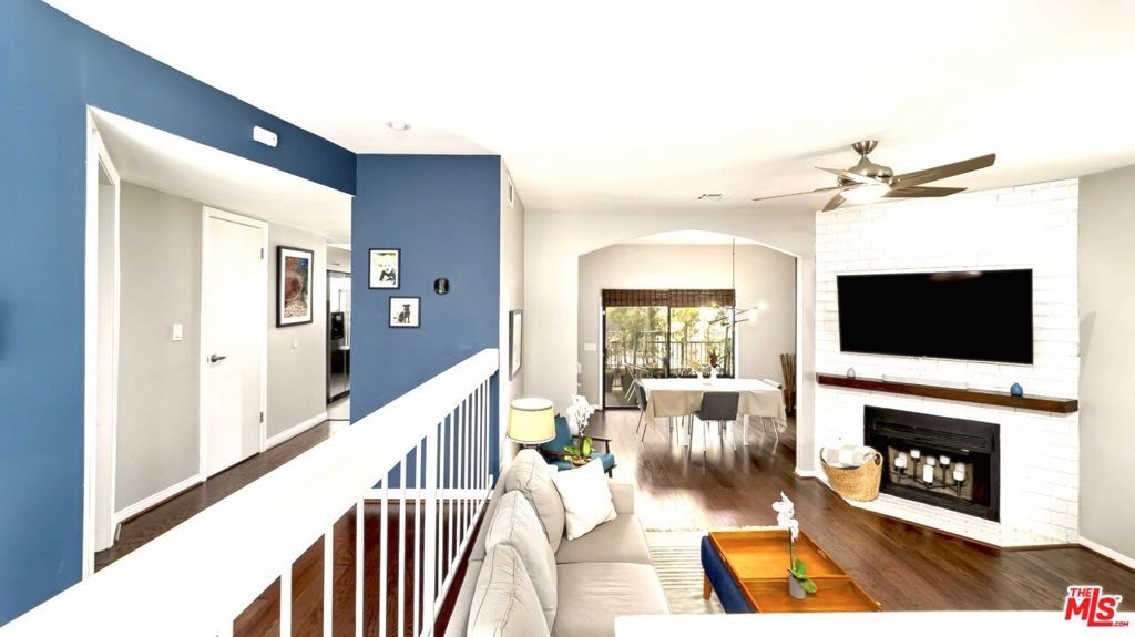 Photo of Listing #25595059