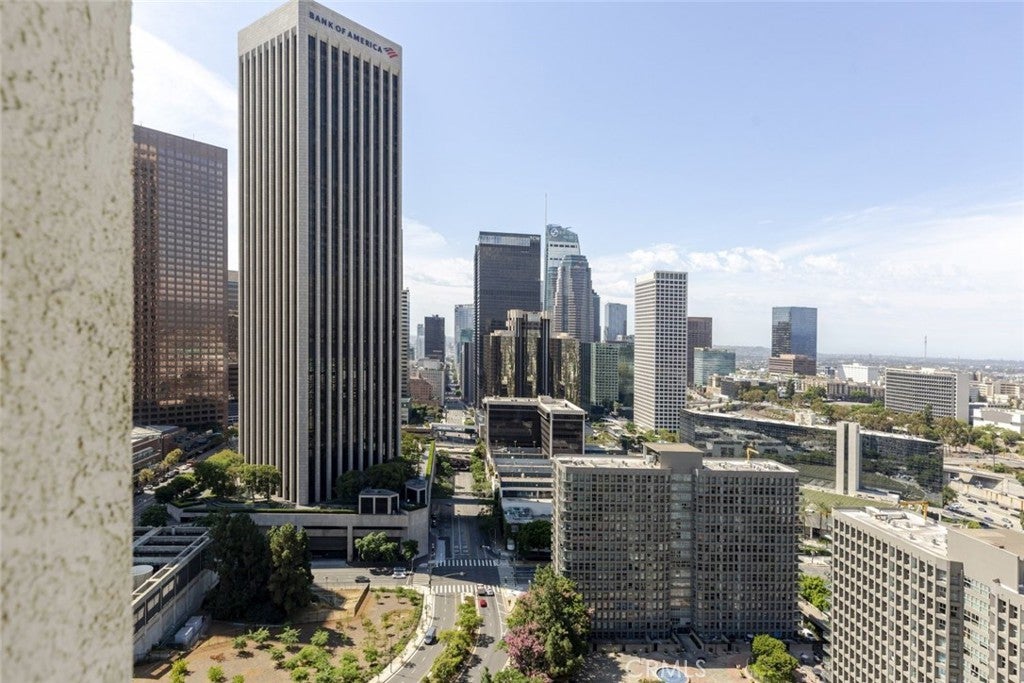 Photo of Listing #SR25221315