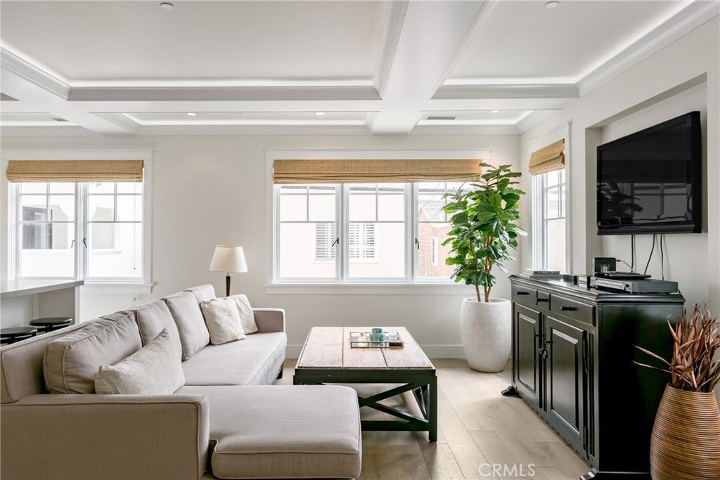 Photo of Listing #PW25221523