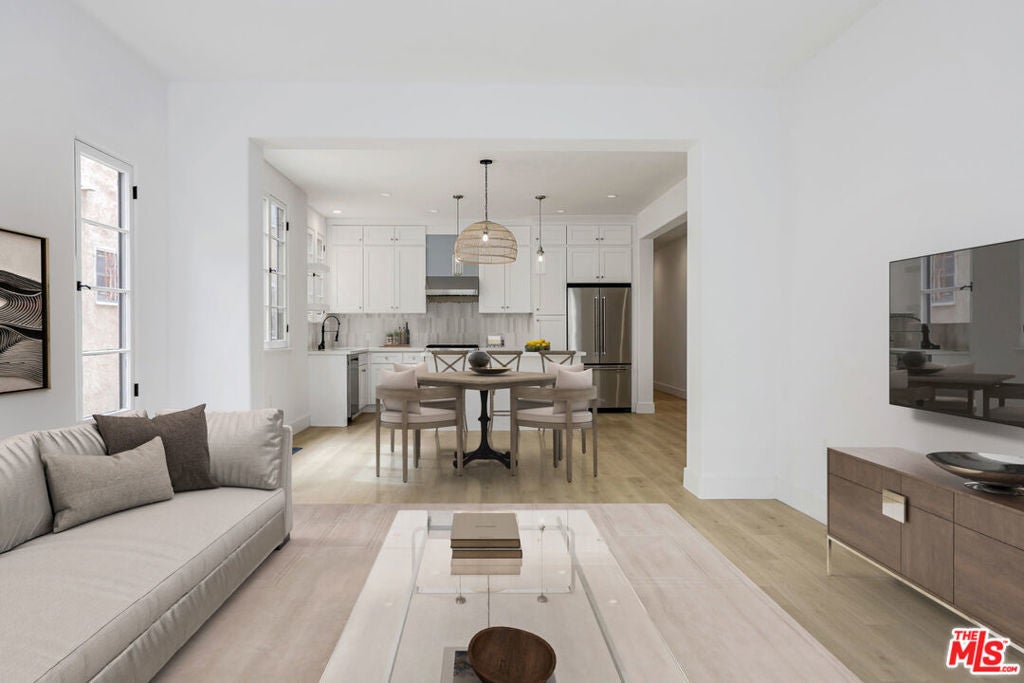 Photo of Listing #25595207