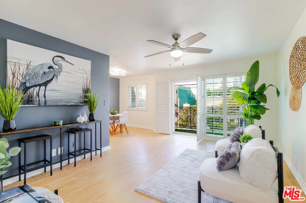 Photo of Listing #25595269