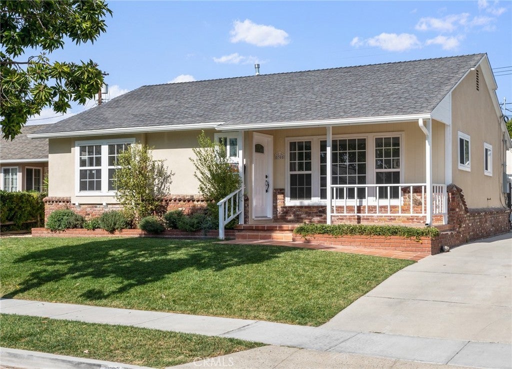 Photo of Listing #SB25222159