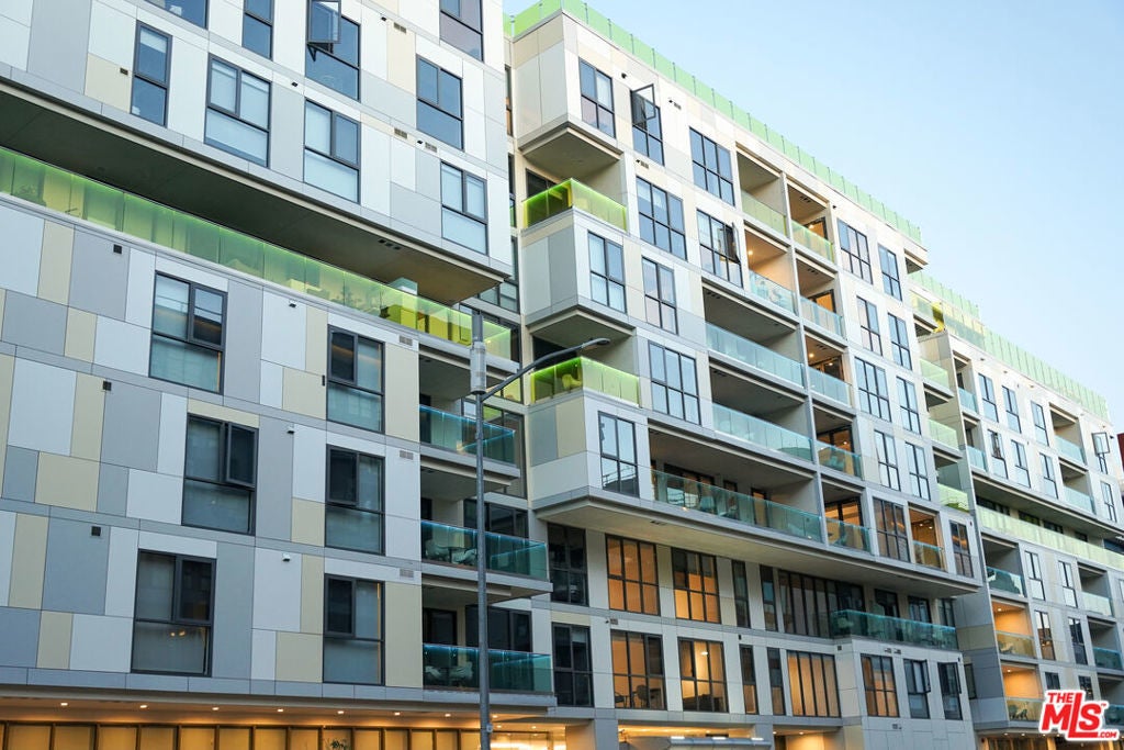 Photo of Listing #25595831