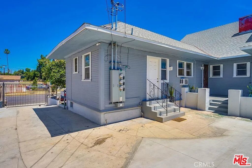 Photo of Listing #25595911