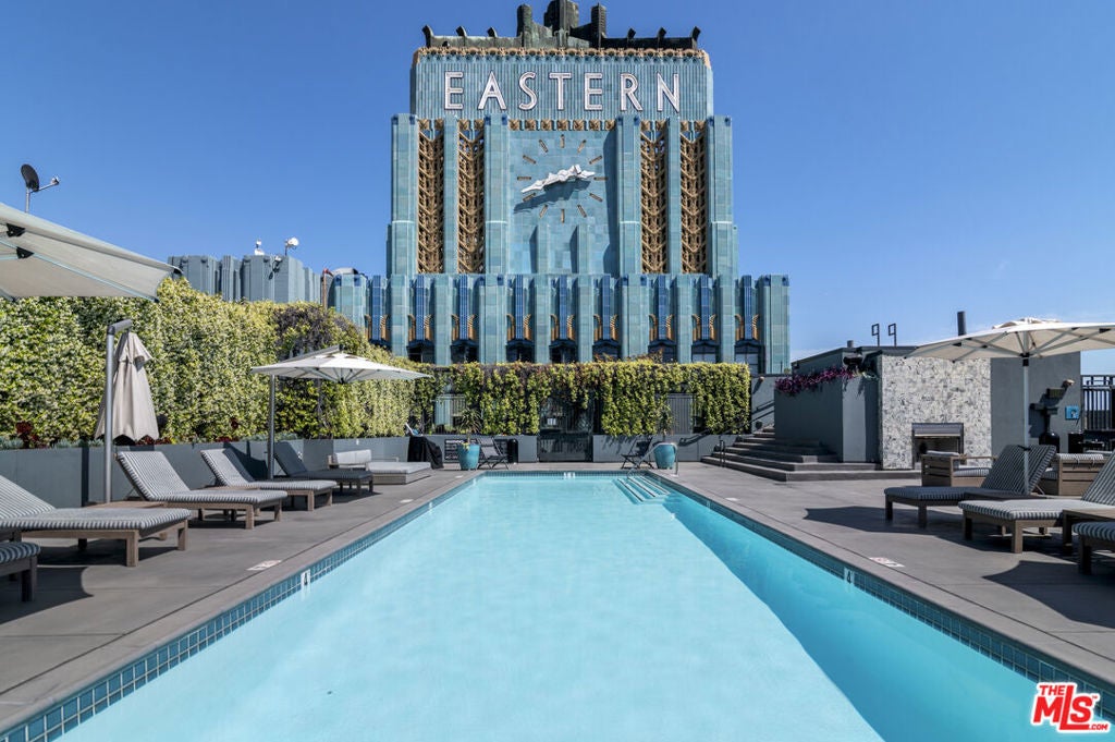 Photo of Listing #25595939