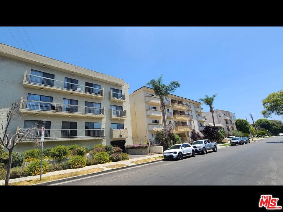 Photo of Listing #25595527