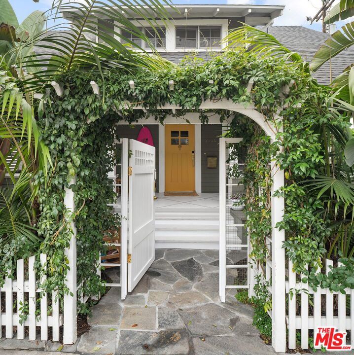 Photo of Listing #25595825