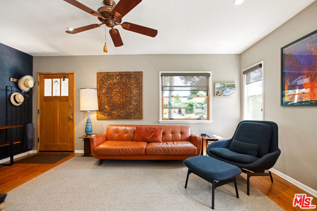 Photo of Listing #25595849