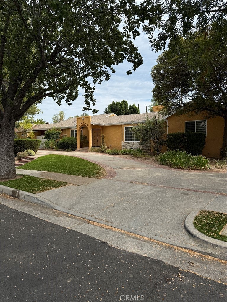 Photo of Listing #SR25223701