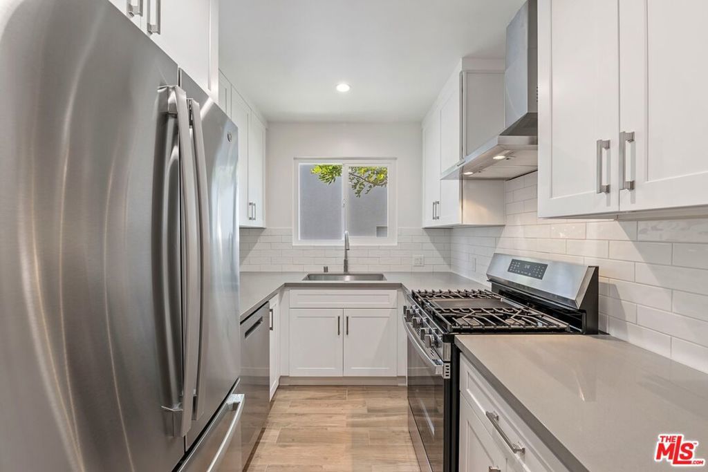 Photo of Listing #25596961