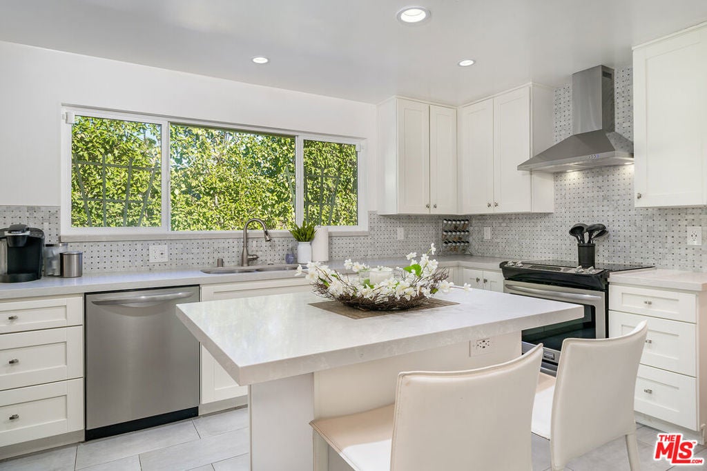 Photo of Listing #25597133