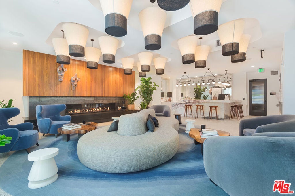 Photo of Listing #25595151