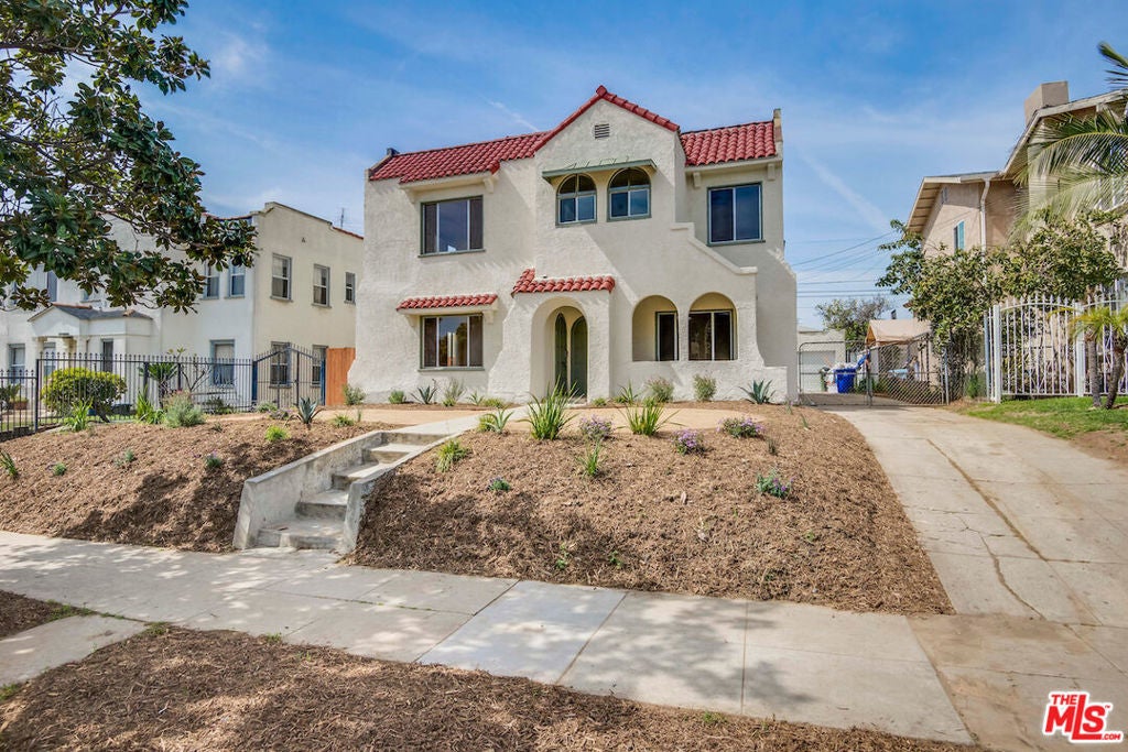 Photo of Listing #25597085