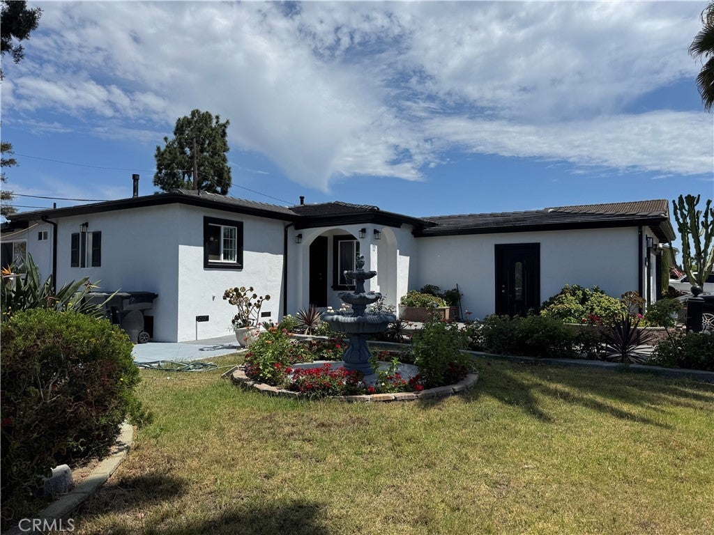 Photo of Listing #SB25225781