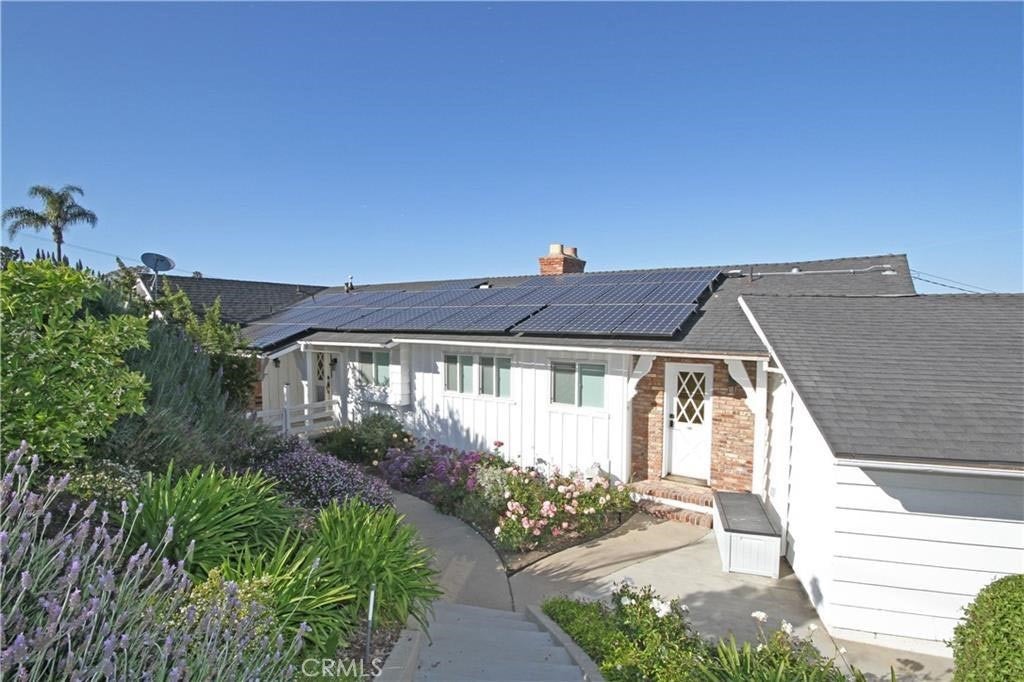 Photo of Listing #SB25225796