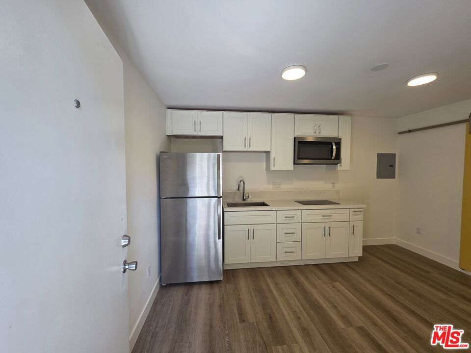 Photo of Listing #25598259