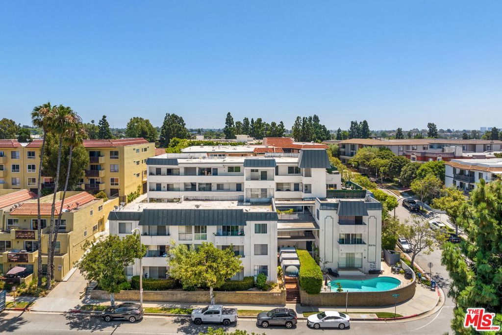 Photo of Listing #25598313