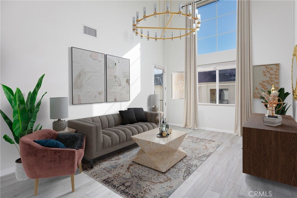 Photo of Listing #OC25227280