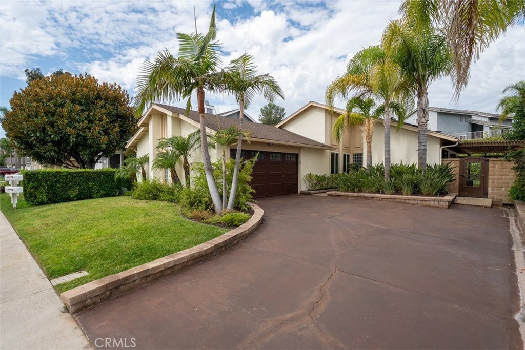 Photo of Listing #OC25228631