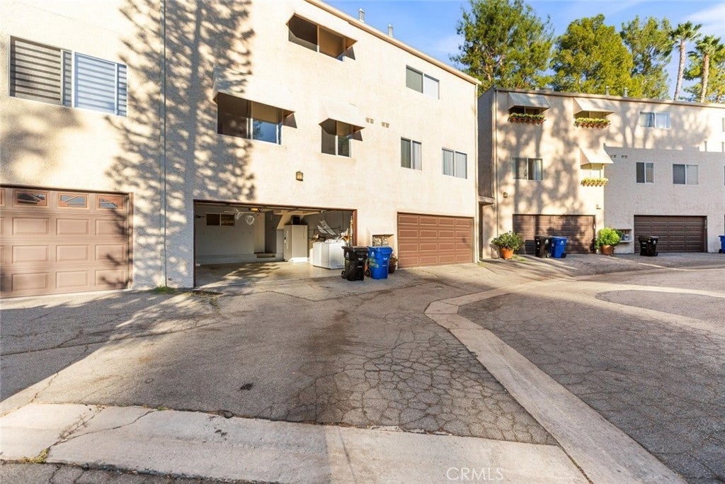 Photo of Listing #SR25228728