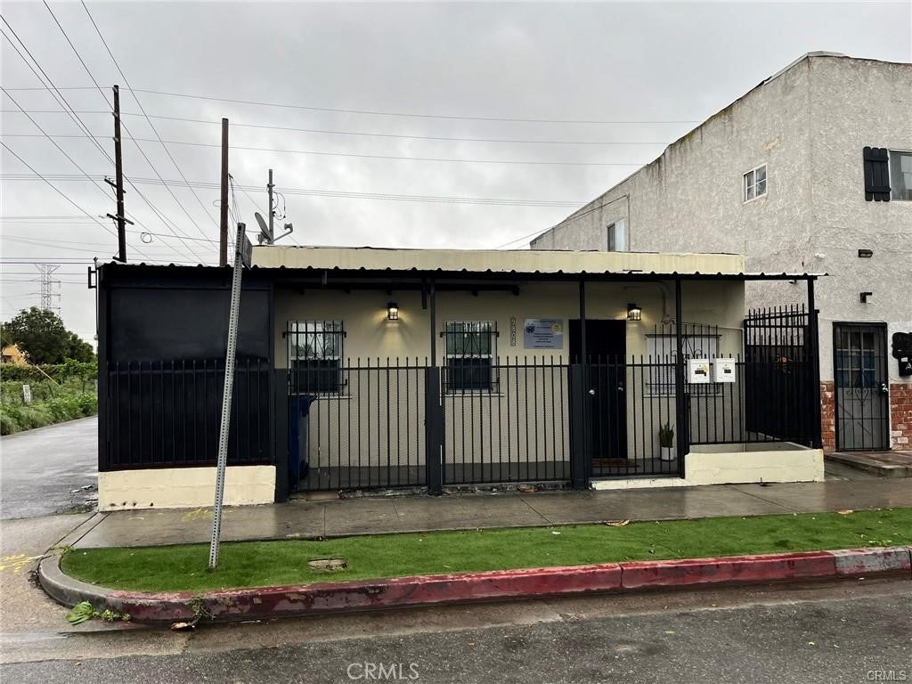 Photo of Listing #DW25228877