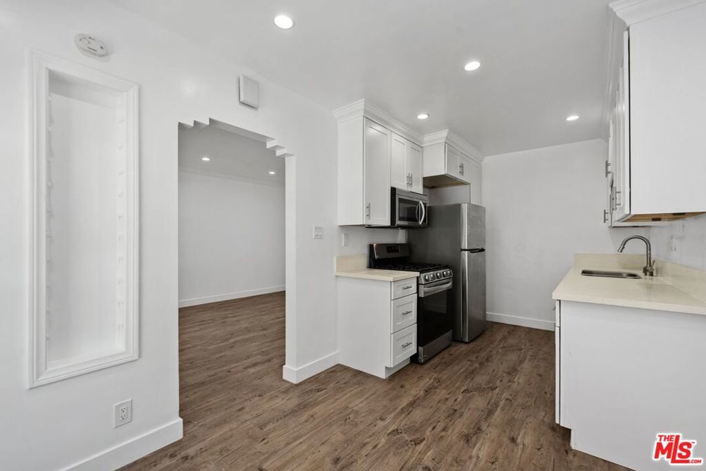 Photo of Listing #25600847