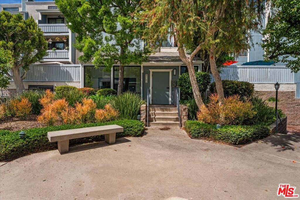 Photo of Listing #25601055