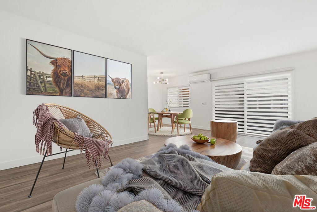 Photo of Listing #25601249