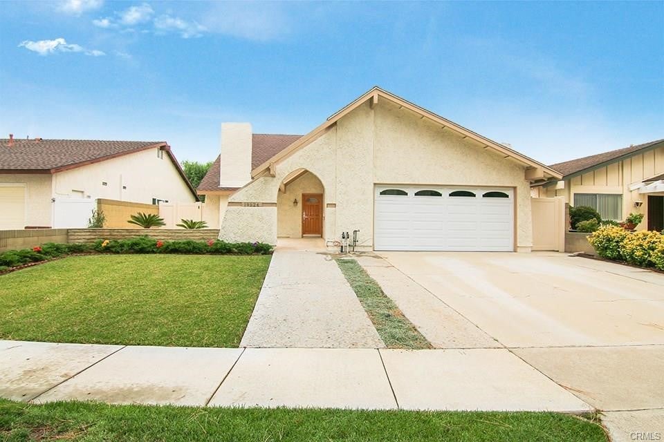 Photo of Listing #RS25232392