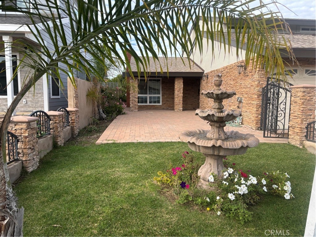 Photo of Listing #SB25230201