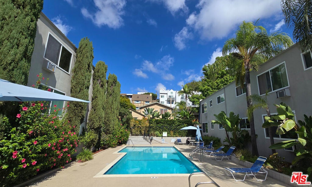 Photo of Listing #25601391