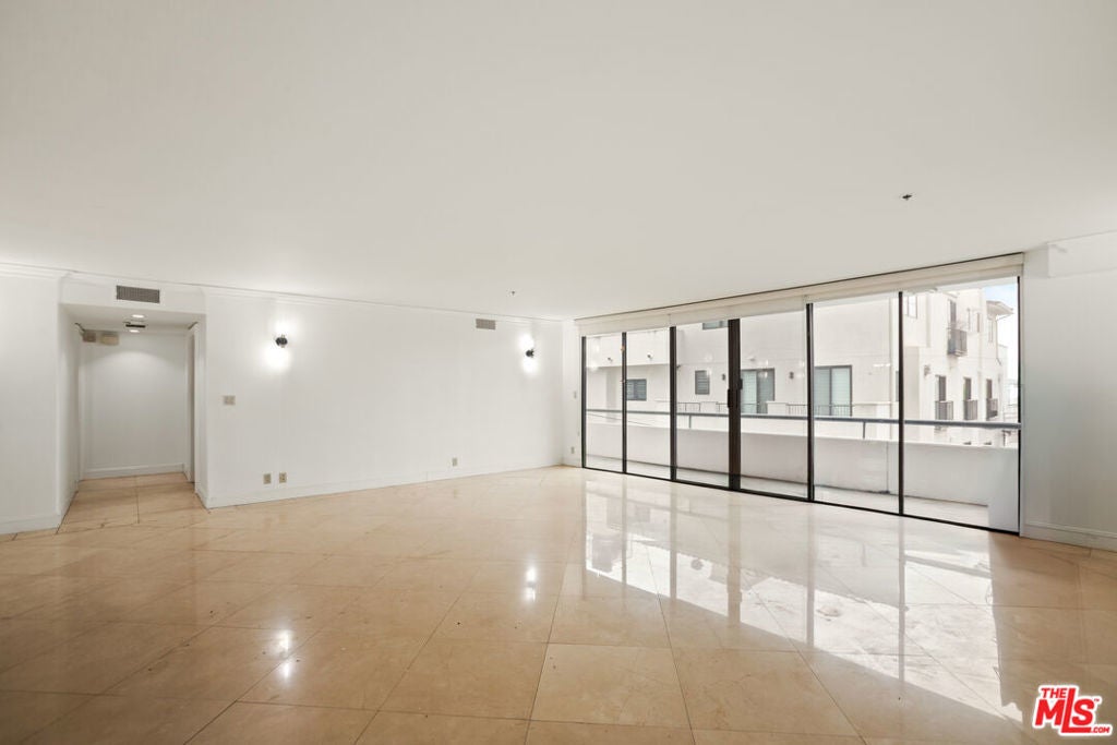 Photo of Listing #25602729