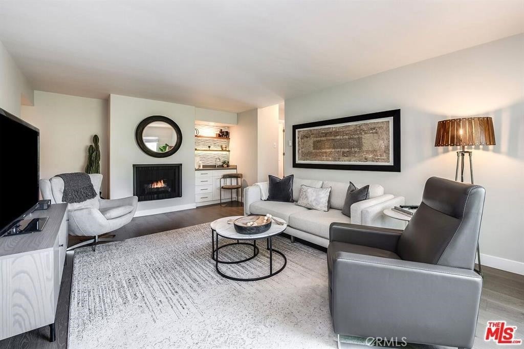 Photo of Listing #OC25233205