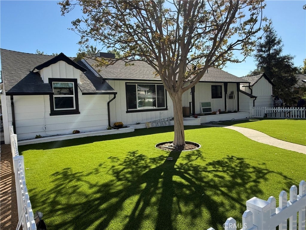 Photo of Listing #SR25235249