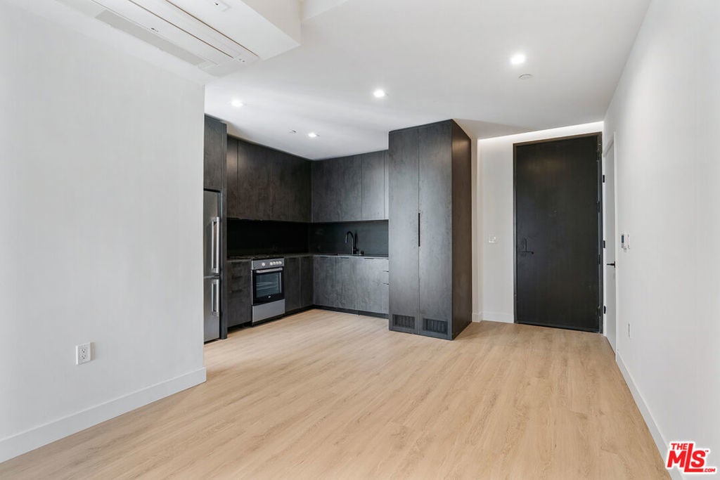 Photo of Listing #25603983