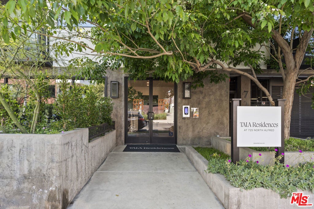 Photo of Listing #25602287