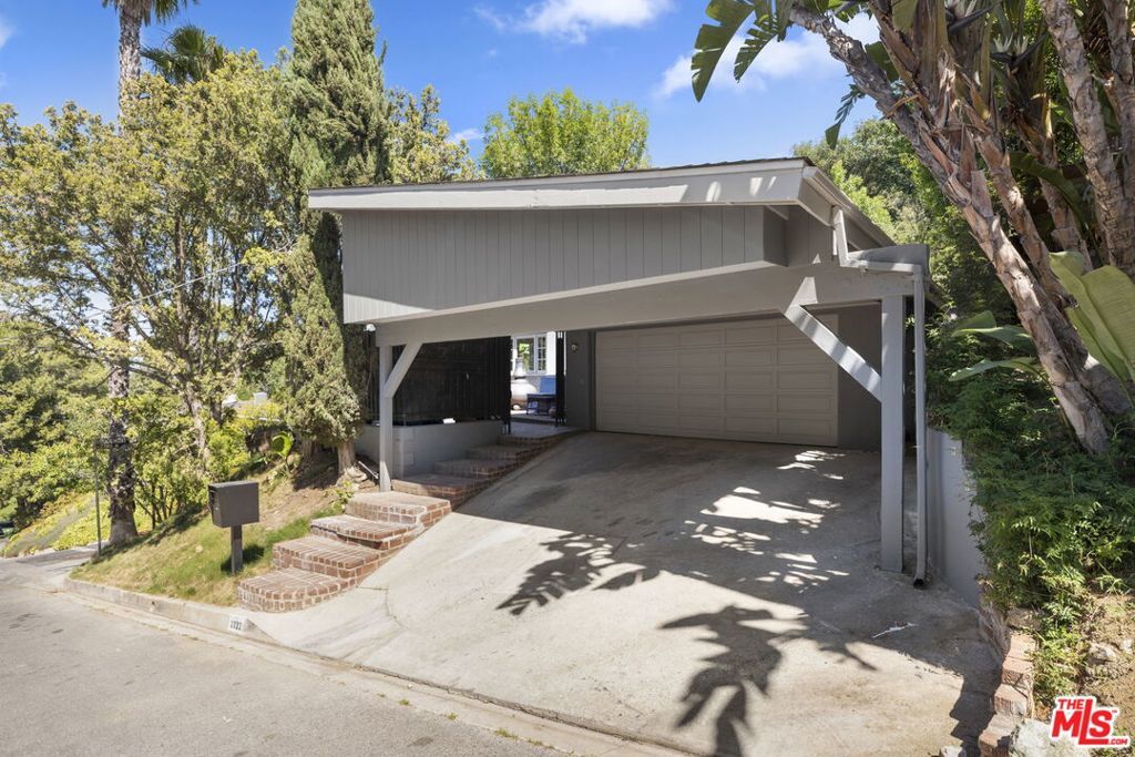 Photo of Listing #25604177