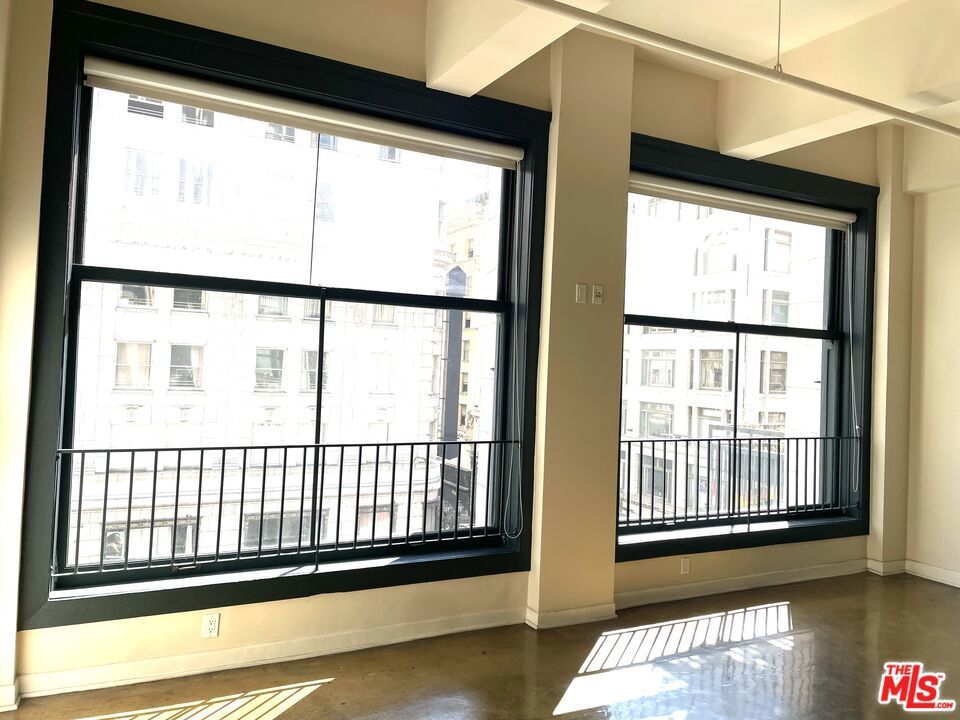 Photo of Listing #25604297