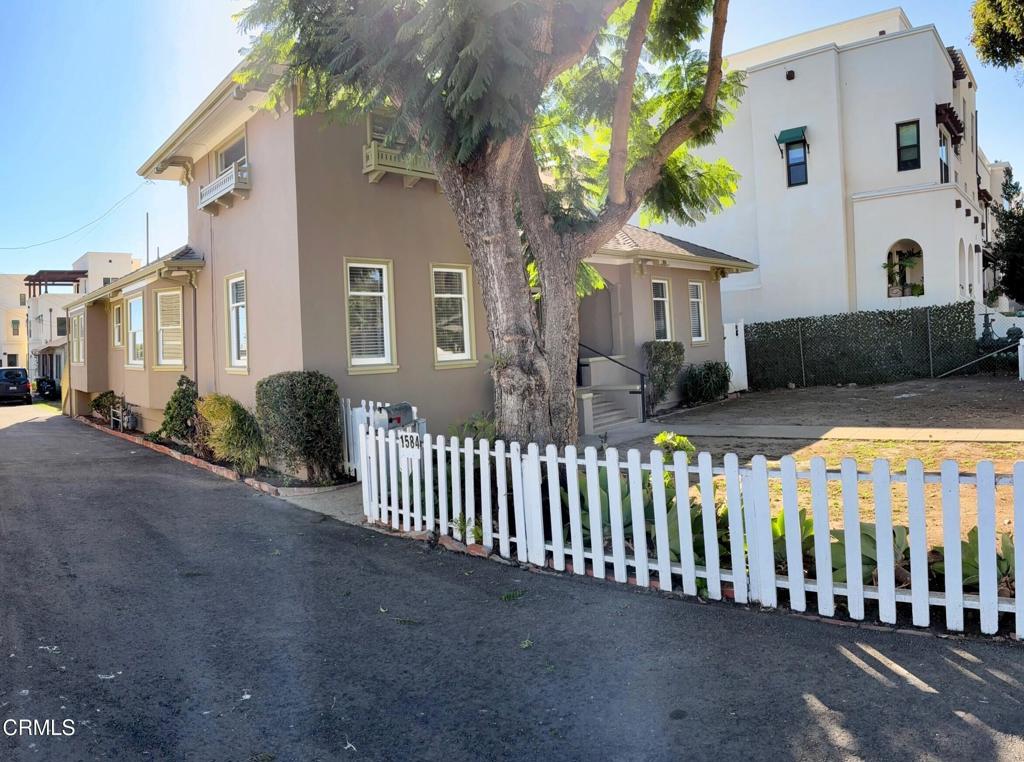 Photo of Listing #V1-32800