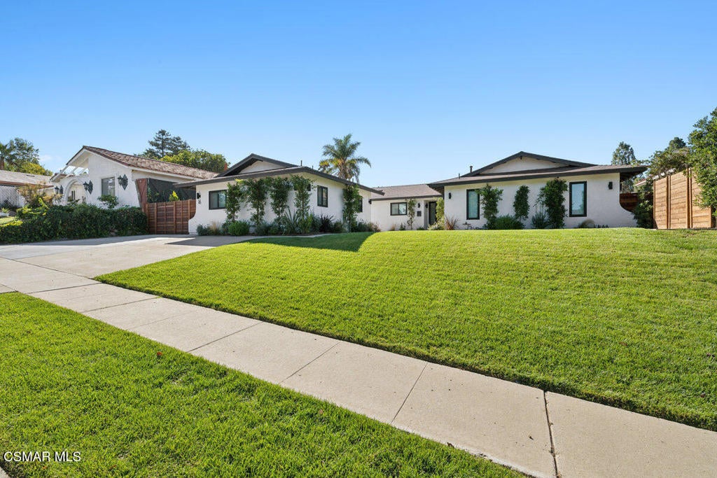 Photo of Listing #225005129