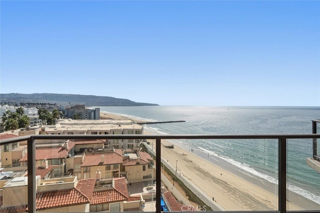 Photo of Listing #PV25234875