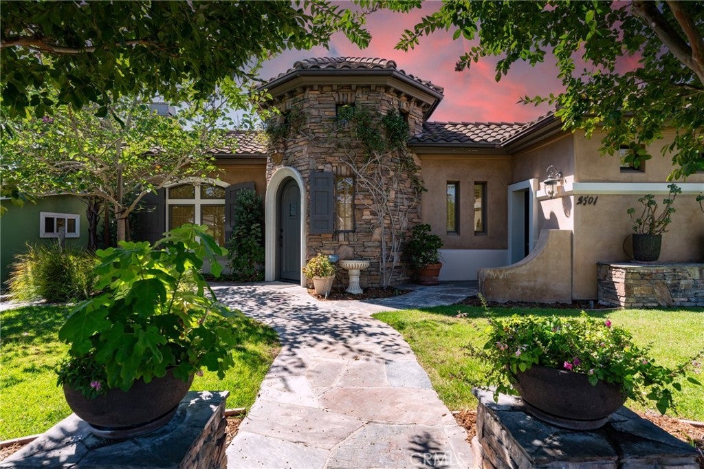 Photo of Listing #OC25237145