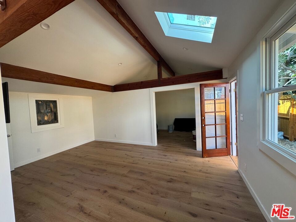 Photo of Listing #25604861