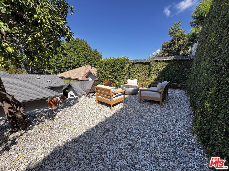 Photo of Listing #25603457