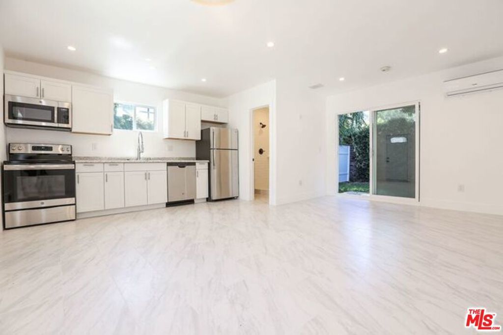 Photo of Listing #25605111