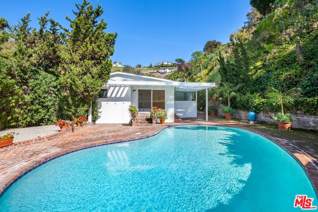 Photo of Listing #25602201