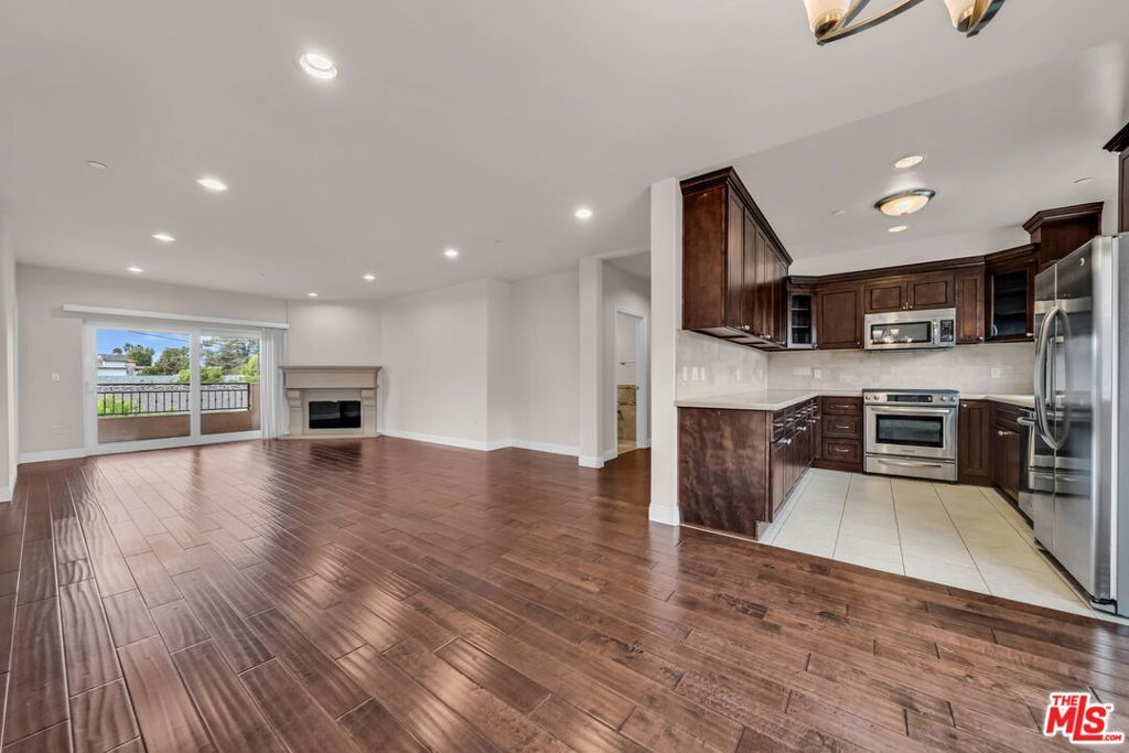 Photo of Listing #25605865